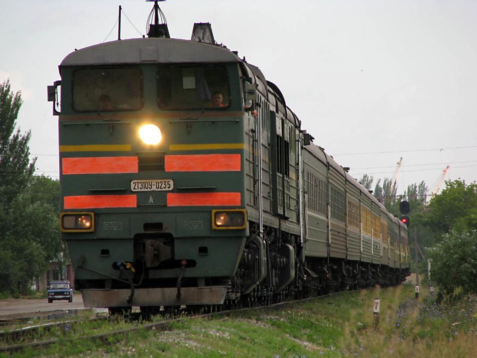 Сонник — поїзд: до чого сниться уві сні, квиток, дорога, запізнення на поїзд, рейки? До чого сниться гарячий і падаючий поїзд?