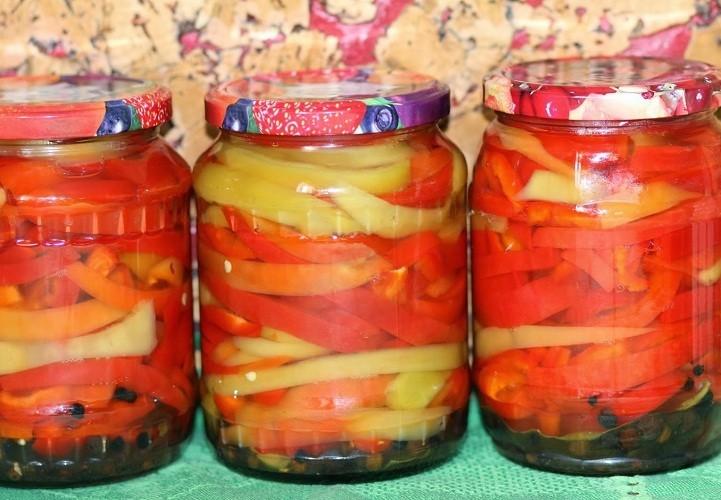Як приготувати маринований болгарський перець швидкого приготування, за класичним рецептом, для подальшої фарширування, по-азійськи, по-італійськи? Як зробити маринований, запечений, фарширований болгарський перець гострий, з цибулею, яблуками, медом,