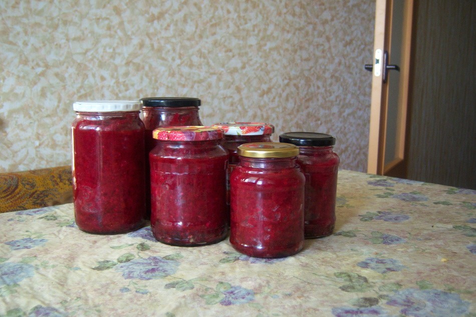Маринована і консервована буряки на зиму &ndash; кращі рецепти. Як замаринувати буряки для вінегрету, борщу, сиру, варену, тушковану, без стерилізації на зиму в банках?