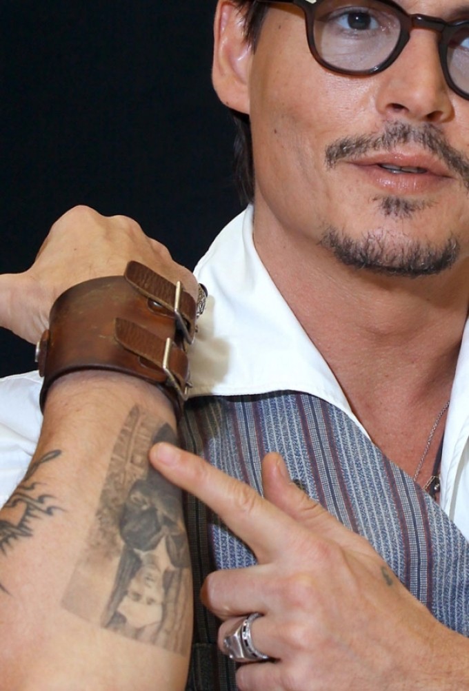 Чоловічі татуювання на руці і їх значення: на зап'ястя, плечі, кисті, пальці, біцепсі, передпліччя, лікті, долоні. Ідеї чоловічих татуювань на руках: ескізи, малюнки