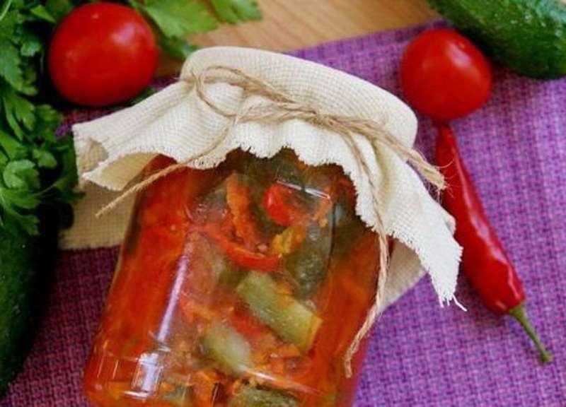 Огірки по-корейськи на зиму: класичний рецепт з морквою, часником і гострим перцем, гірчицею в порошку і зернах, з томатами і солодким перцем, терті на тертці, з овочевим асорті — найсмачніший рецепт