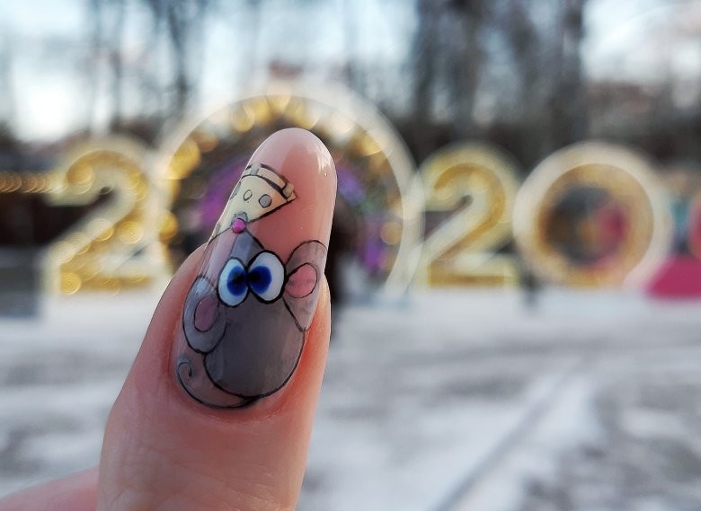 Дизайн нігтів з мультяшними героями молодіжні