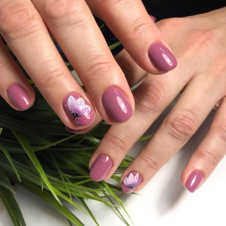 Shellac Manicure